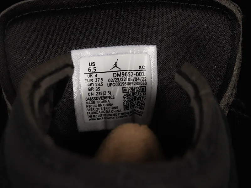 All categories Air Jordan Jordan series basketball shoes Air Jordan 1 Mid Air Jordan 1 Mid "Inside Out" AJ1 Joe 1 reverse black and gray China basketball shoes DM9652-001